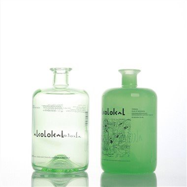 병 마개가 있는 테킬라 유리병